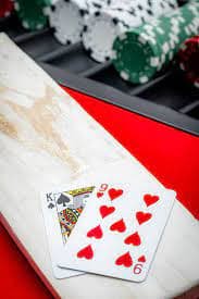 Meja blackjack dealer langsung di joko 4d